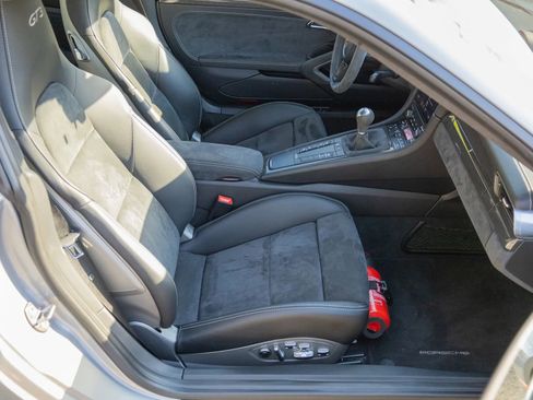 Used 2018 Porsche 911 GT3 RWD image 63