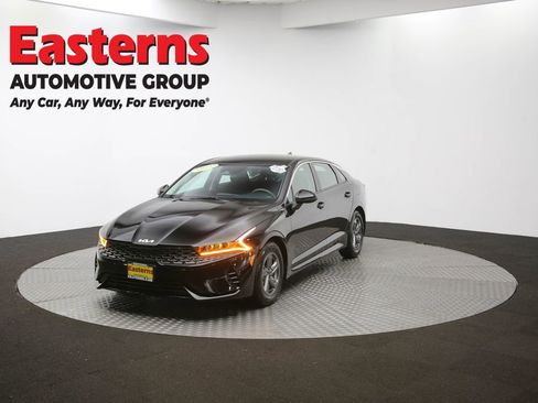 Used 2024 Nissan Sentra SV image 54