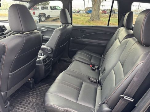 Used 2022 Honda Passport TrailSport image 10