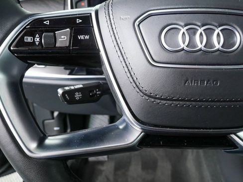 Used 2022 Audi A8 L 3.0T image 10