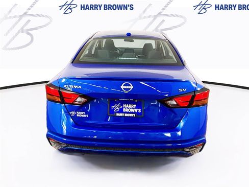 Used 2025 Nissan Altima 2.5 SV FWD image 27