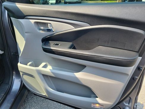 Used 2023 Honda Ridgeline RTL-E image 20