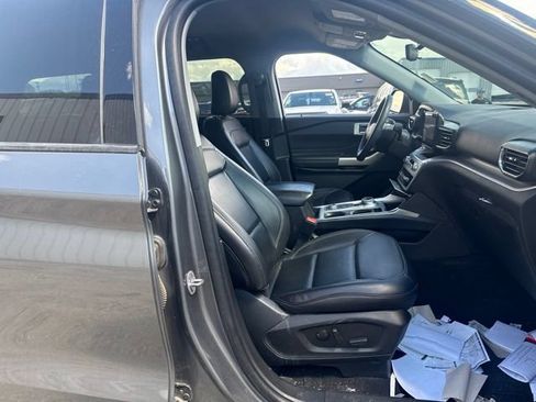 Used 2023 Ford Explorer XLT w/ Equipment Group 202A AWD/4WD image 20