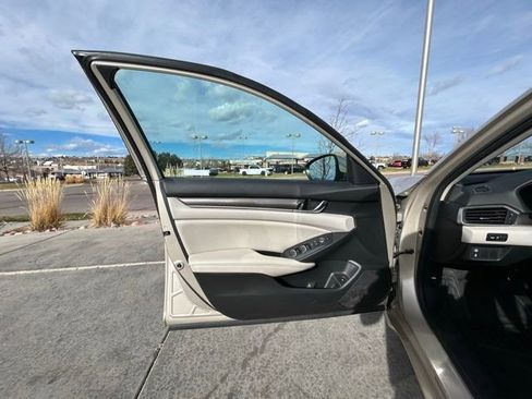 Used 2020 Honda Accord LX image 13