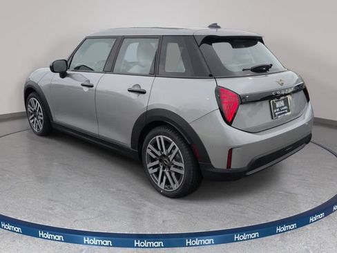 New 2026 MINI Cooper 4-Door Hardtop FWD image 7