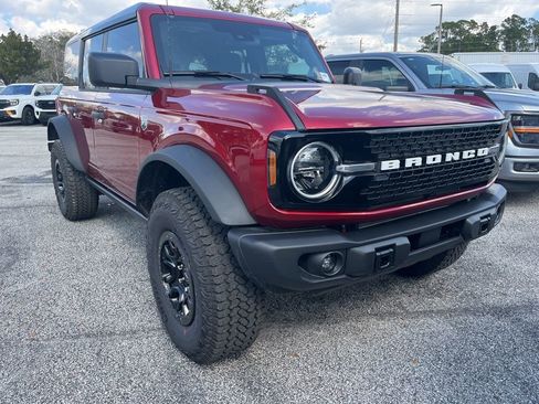 New 2026 Ford Bronco Big Bend w/ Black Diamond Package AWD/4WD image 3