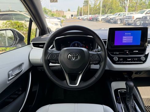 Certified 2025 Toyota Corolla XSE FWD image 23
