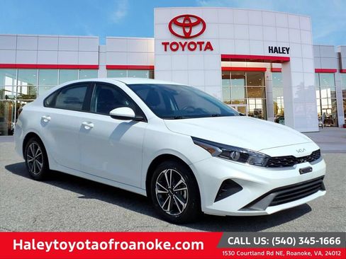Used 2024 Kia Forte LXS FWD image 1