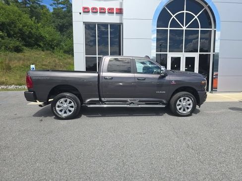 Used 2025 RAM 2500 Laramie w/ Sport Appearance Package AWD/4WD image 7