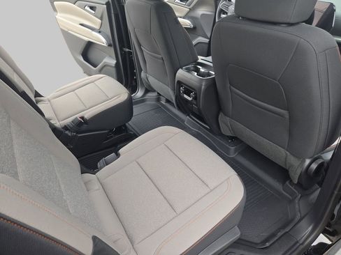 New 2026 Chevrolet Traverse LT w/ Midnight/Sport Edition AWD/4WD image 12