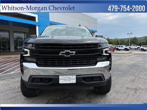 Used 2021 Chevrolet Silverado 1500 LT AWD/4WD image 3