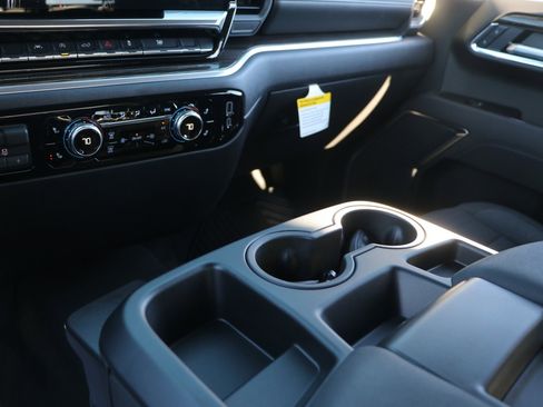 New 2026 GMC Sierra 1500 Elevation image 25