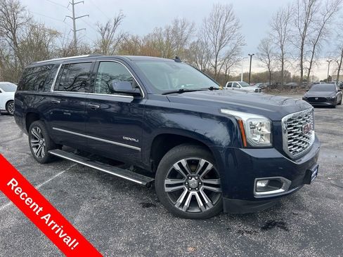 Used 2020 GMC Yukon XL Denali w/ Denali Premium Package image 1