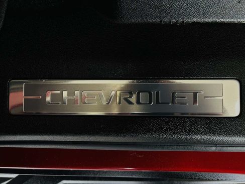 Used 2024 Chevrolet Tahoe Premier AWD/4WD image 33
