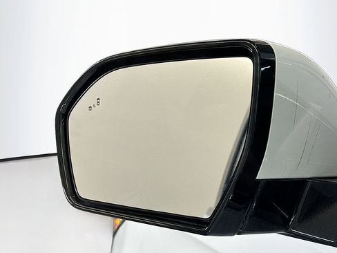 Used 2024 Ford Expedition Max XLT image 16