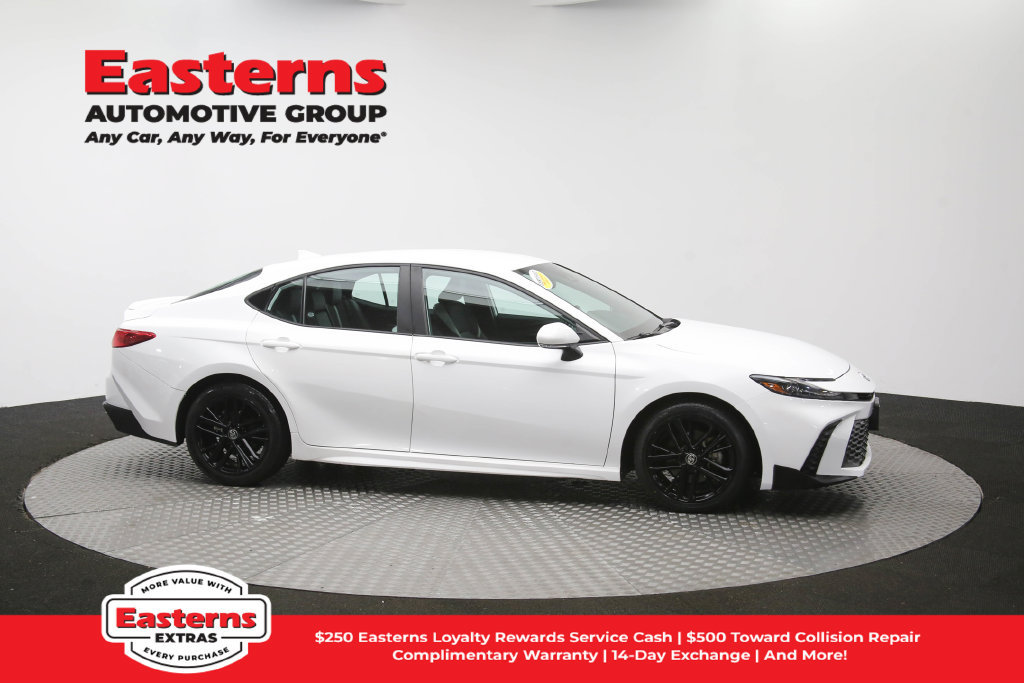 Used 2025 Toyota Camry SE FWD image 48