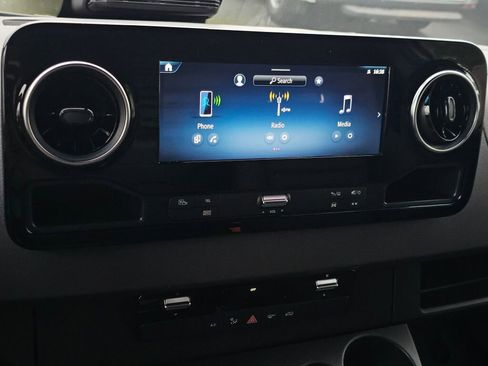 New 2025 Mercedes-Benz Sprinter 2500 image 27