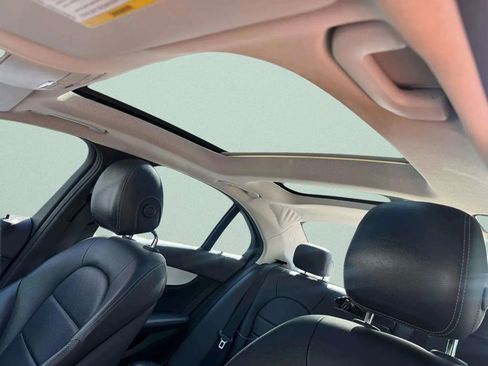 Used 2016 Mercedes-Benz C 300 4MATIC Sedan image 27