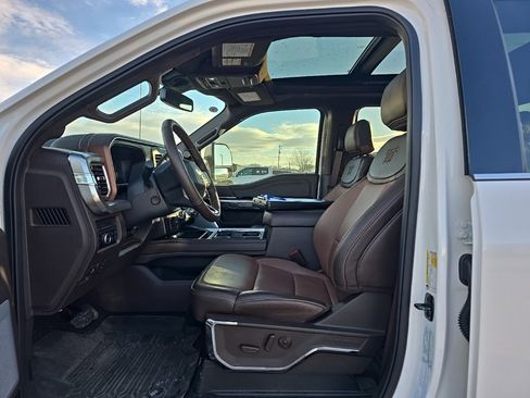 Used 2025 Ford F450 King Ranch w/ Chrome Package image 8