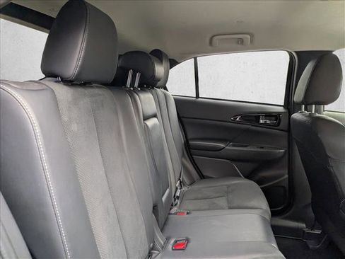 Used 2023 Mitsubishi Eclipse Cross SE image 28