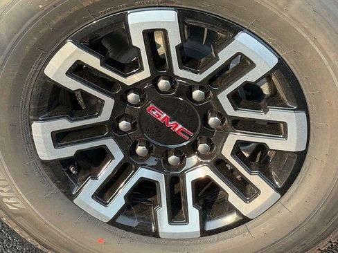 New 2026 GMC Sierra EV Elevation image 12