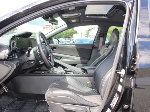 Used 2025 Hyundai Elantra N FWD image 10