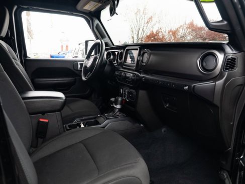 Used 2022 Jeep Wrangler Unlimited Sport image 26