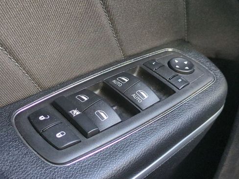 Used 2023 Dodge Charger SXT RWD image 23