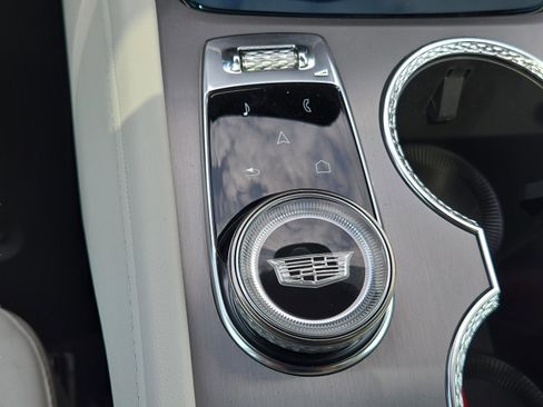 New 2026 Cadillac Vistiq Sport image 30