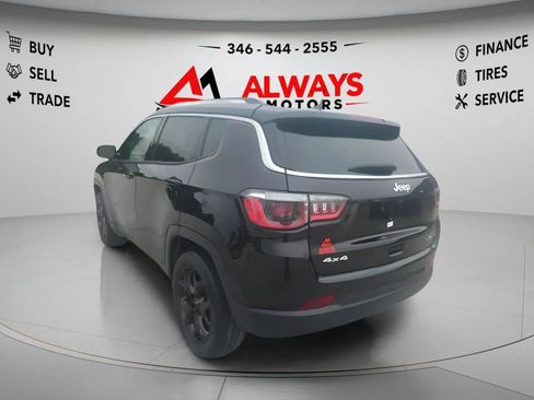 Used 2018 Jeep Compass Limited w/ Navigation Group AWD/4WD image 5