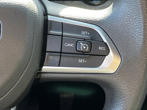 Certified 2025 Jeep Compass Sport w/ Mopar Graphics Package image 14