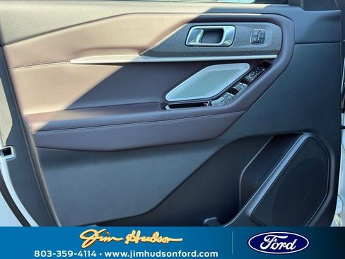 New 2026 Ford Explorer Platinum image 14