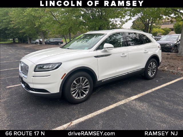 Certified 2023 Lincoln Nautilus AWD w/ Premium Package image 2