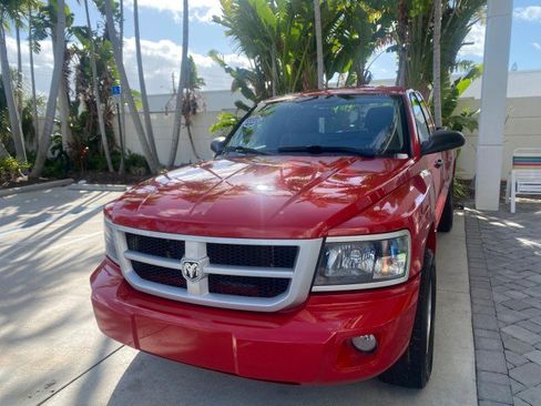 Used 2011 Dodge Dakota Big Horn image 4