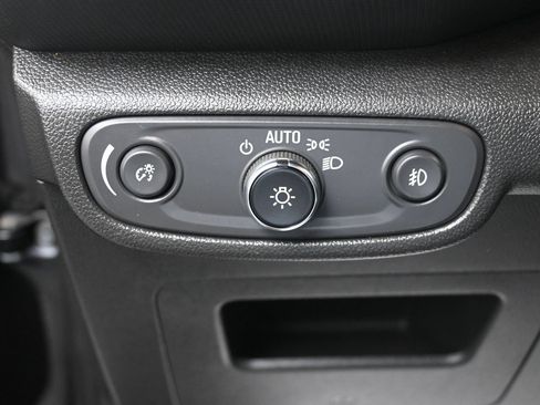 Used 2023 Chevrolet TrailBlazer RS AWD/4WD image 19