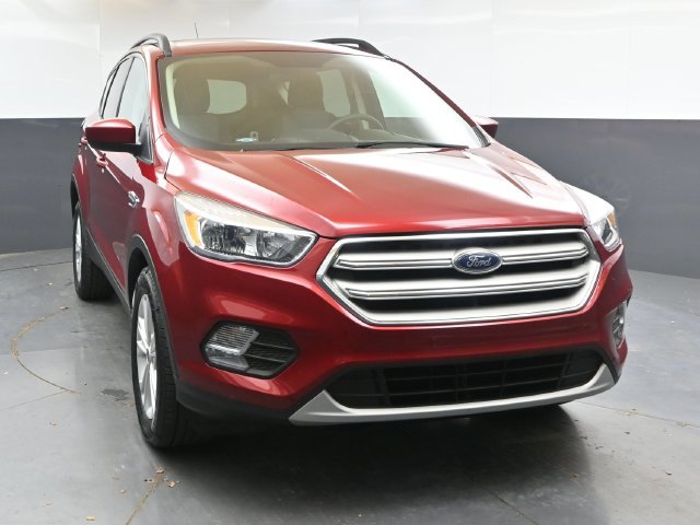Used 2018 Ford Escape SE w/ SE Sync 3 Package AWD/4WD image 8