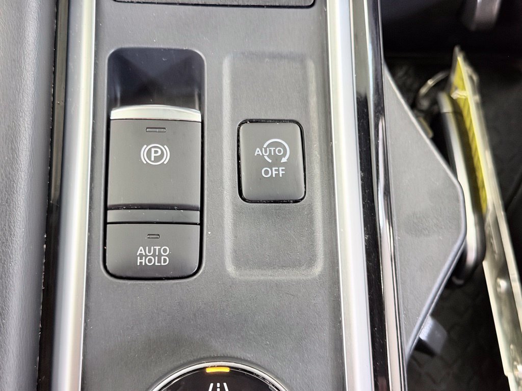 Used 2024 Nissan Pathfinder Platinum AWD/4WD image 55