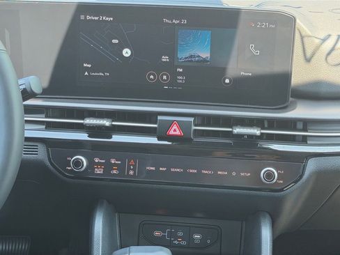 Used 2026 Kia Sportage SX AWD/4WD image 17