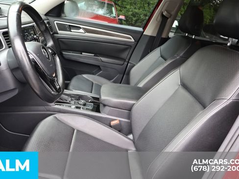 Used 2018 Volkswagen Atlas SEL AWD/4WD image 16