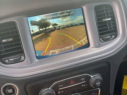 Used 2023 Dodge Charger SXT w/ Blacktop Package image 7