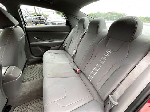 Used 2023 Hyundai Elantra SEL w/ Convenience Package FWD image 14