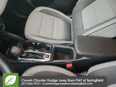 Used 2025 Chevrolet TrailBlazer LT w/ Convenience Package FWD image 29