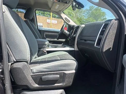 Used 2018 RAM 1500 Outdoorsman AWD/4WD image 25