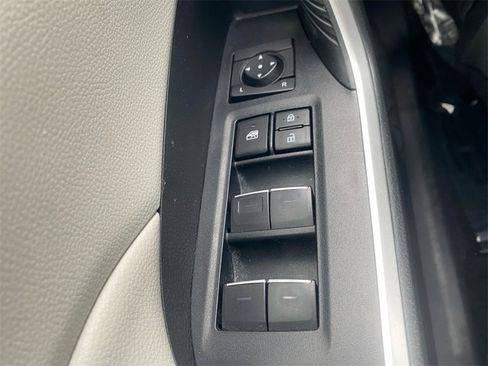 Used 2024 Toyota RAV4 XLE image 17