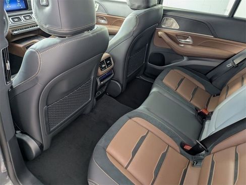 New 2026 Mercedes-Benz GLE 53 AMG 4MATIC image 12