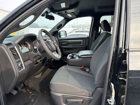 Used 2024 RAM 1500 Classic Warlock image 12