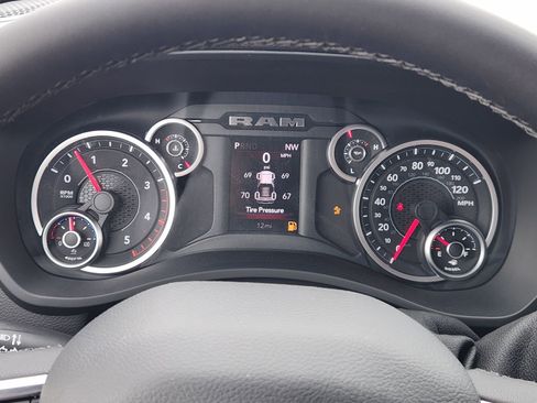 New 2026 RAM 2500 Lone Star AWD/4WD image 15