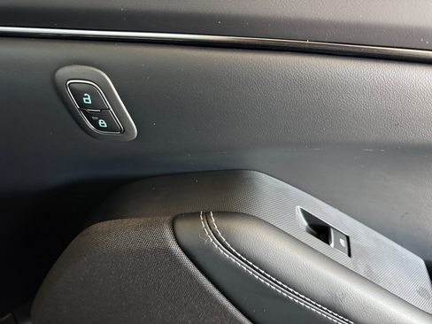 Used 2024 Ford Mustang Mach-E Select w/ Comfort Package Lite image 19