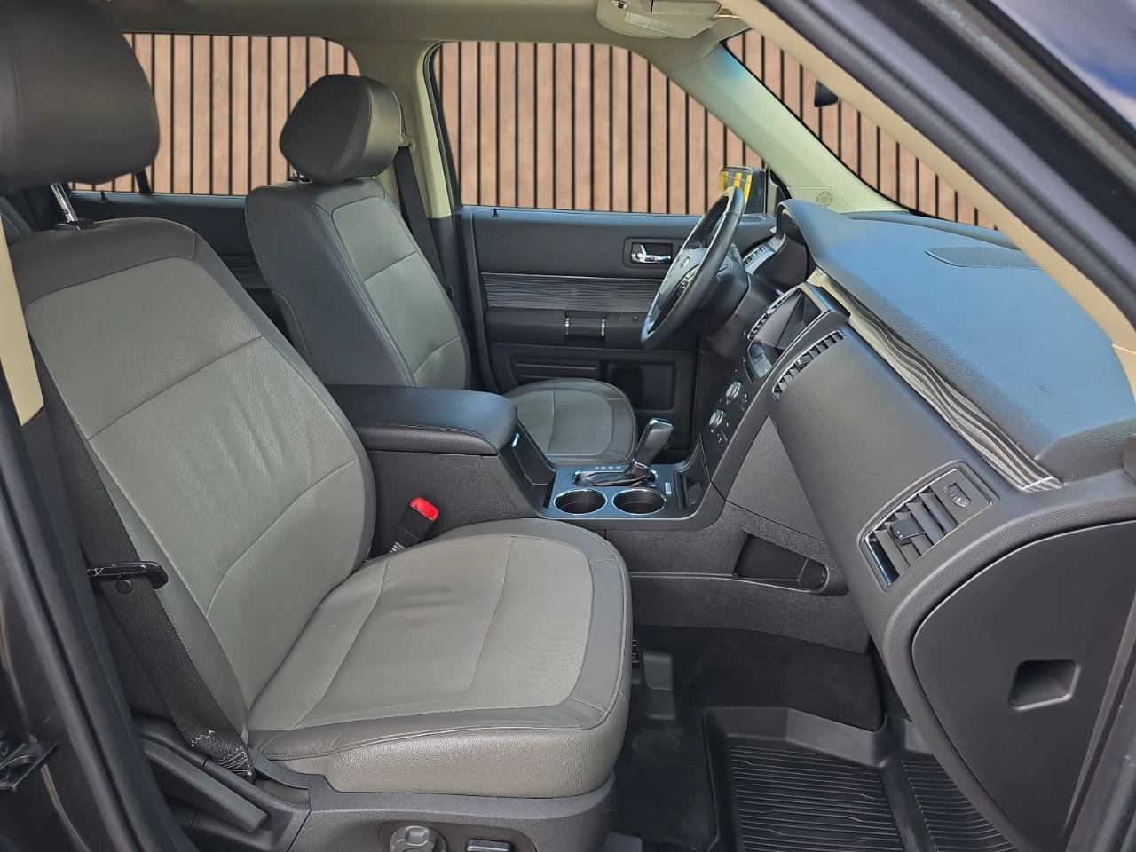 Used 2019 Ford Flex SEL w/ Equipment Group 202A AWD/4WD image 19
