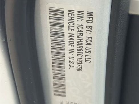 New 2026 Jeep Grand Cherokee Altitude image 37